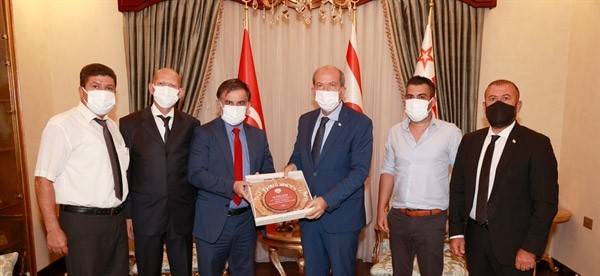 Cumhurbaşkanı Tatar, Güreş Federasyonu’nu kabul etti