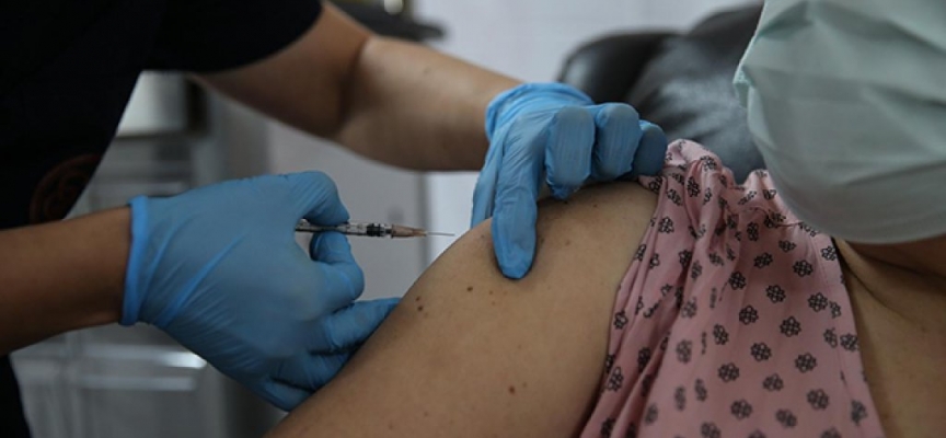 Dünya genelinde 3 milyar 880 milyon dozdan fazla aşı yapıldı