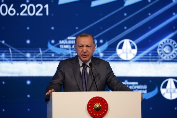 Kanal İstanbul’da ilk adım atıldı…