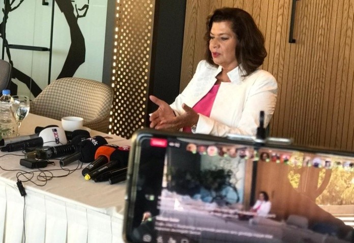 Özcafer, DP’den istifa etti