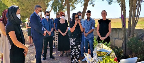 Tiyatro oyuncusu Hüseyin Çakırlı mezarı başında anıldı