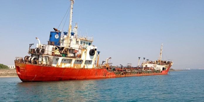 Karaya Oturan Tanker Kurtarıldı
