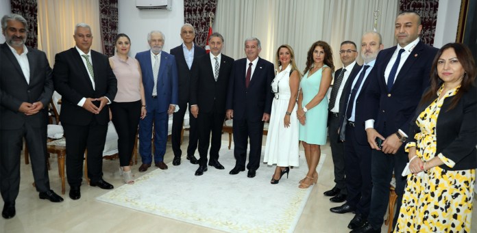 Sennaroğlu,TÜMBİFED heyetini kabul etti