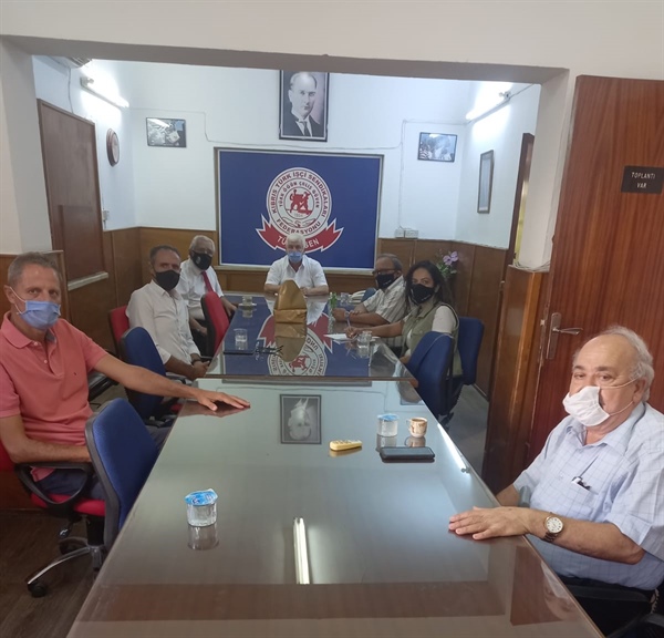 Dr. Fazıl Küçük Vakfı, Türk-Sen’i ziyaret etti