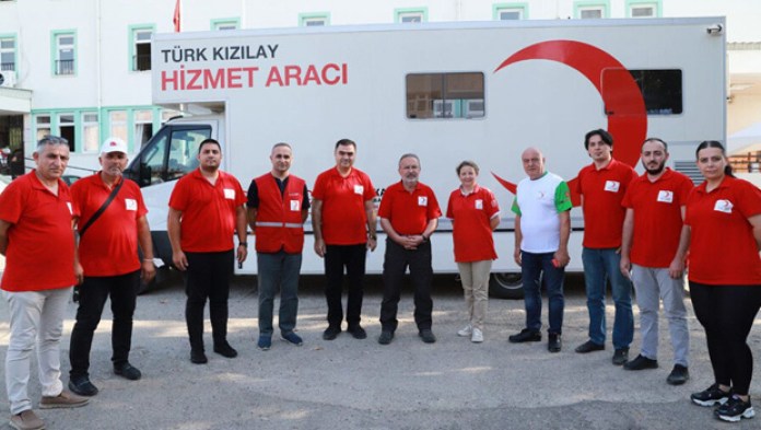 Kızılay Heyeti Orman Yangınlarıyla Mücadeleye Destek İçin Antalya’ya Gitti
