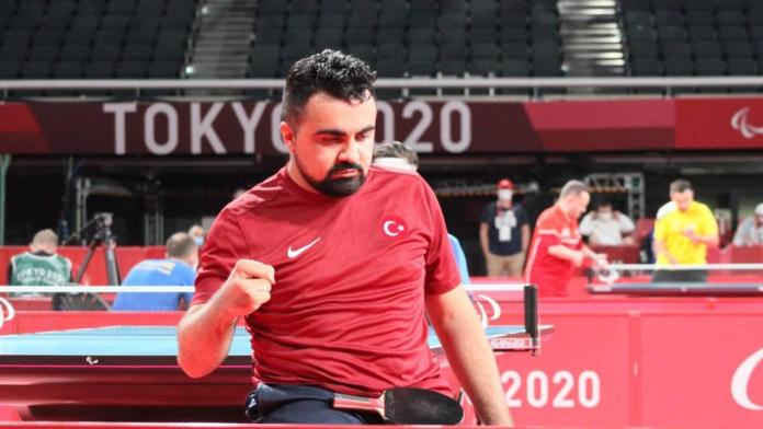 Nesim Turan’dan bronz madalya