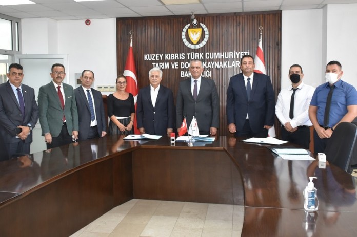 Güzelyurt bölgesine takviye sulama projesinin ikinci etap hatları döşeniyor
