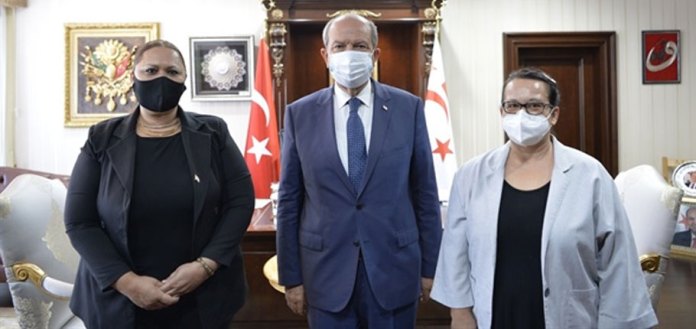 Cumhurbaşkanı Tatar Lefke Yardım ve Halk Derneği yetkililerini kabul etti