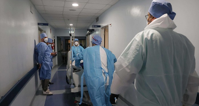 Covid olanların yaş oranı giderek düşüyor