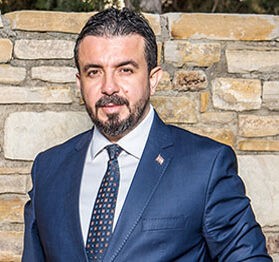 Zaroğlu: Arıklı, ‘eşeği önce kaybettirip tekrar buldurma’ tiyatrosunu oynuyor