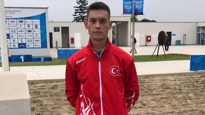 Milli atıcı Erdoğan Akkaya Peru’da gümüş madalya kazandı