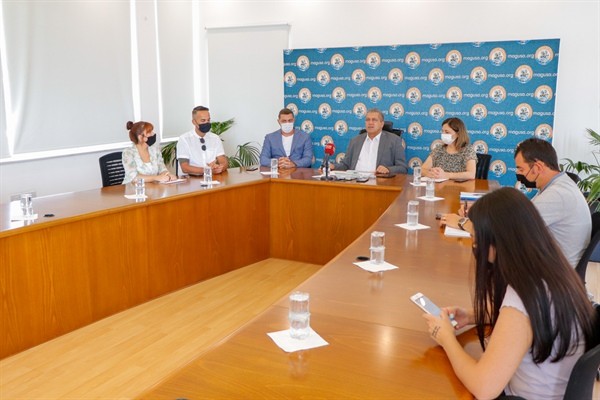 Gazimağusa’nın 7 noktasına kurulan bisiklet paylaşım sistemi velespeed istasyonları 100 bisikletle faaliyete başladı