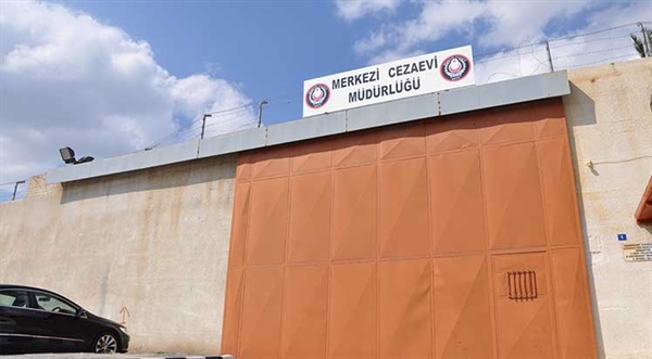 Merkezi Cezaevi’nde  pozitif ve temaslı mahkumlar başka bir merkeze aktarılacak