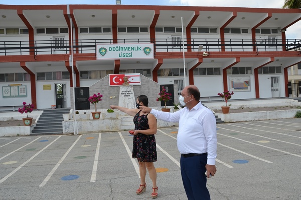 Değirmenlik Belediyesi okullara temizlik ve bakım yaptırdı