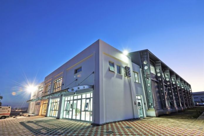 Yakın Doğu Üniversitesi’nden ülke sporuna büyük destek.