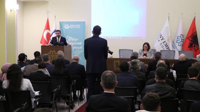 Arnavutluk’ta Yunus Emre’nin evrensel mesajı tartışıldı