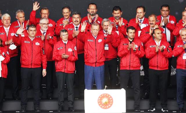Erdoğan, TEKNOFEST’i ziyaret etti