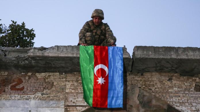 Azerbaycan ordusu, Karabağ’daki savaşta 2 bin 908 şehit verdi