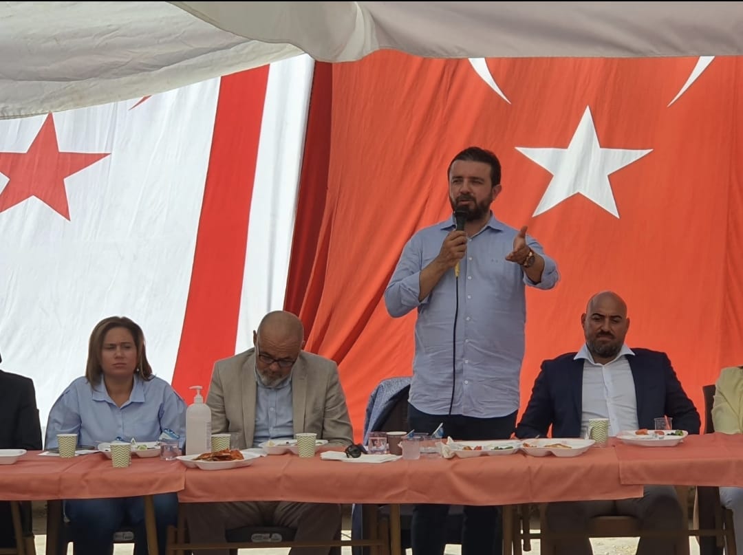 Zaroğlu hükümetin istifasını değerlendirdi