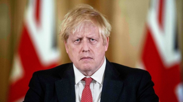 İngiltere Başbakanı Johnson, tedarik sorununun Noel’e kadar devam edebileceğini belirtti