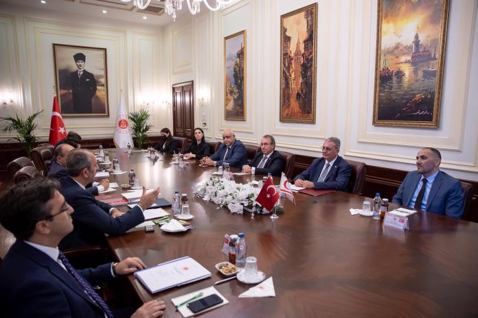 Kutlu Evren, Ankara temasları çerçevesinde TC Adalet Bakanı Abdulhamit Gül ile görüştü