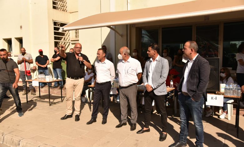 28 BELEDİYEDE ÖRGÜTLÜ 4 SENDİKA LEFKOŞA’DA EYLEM YAPIYOR