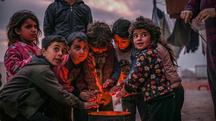 Esed mali yardımları kur manipülasyonuyla rejime yönlendirdi