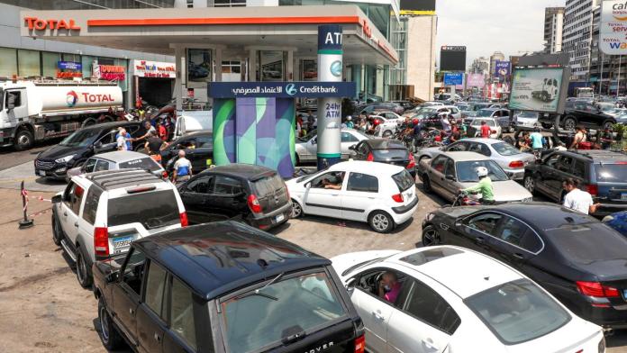 İngiltere’de akaryakıt depolarının doluluk oranı yüzde 45’e yükseldi