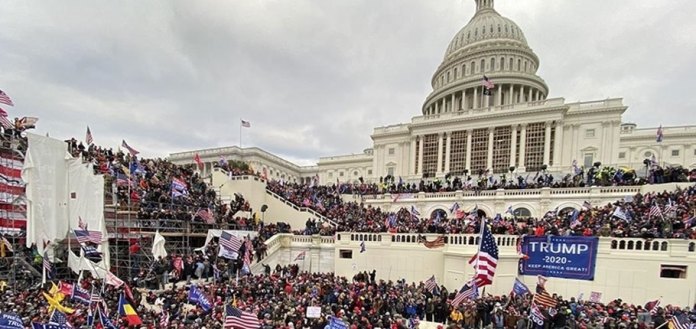 Trump, Kongre baskınıyla ilgili belgelerin gizlenmesi için dava açtı