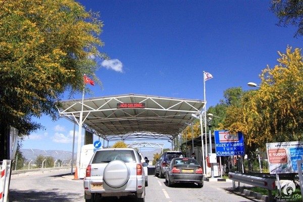 Sınır kapılarından negatif PCR veya hızlı test olmadan geçmesine ilişkin karar çıkabilir