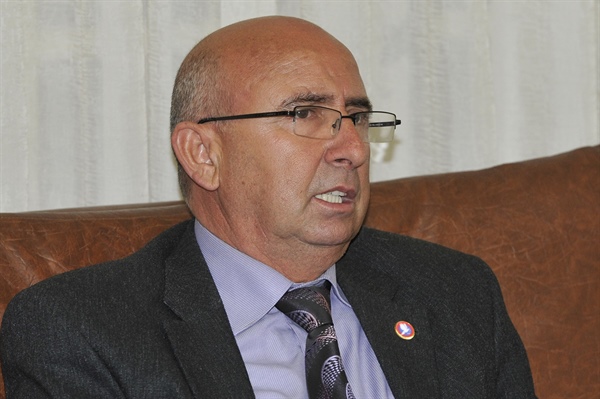 Özyiğit’ten eleştiri