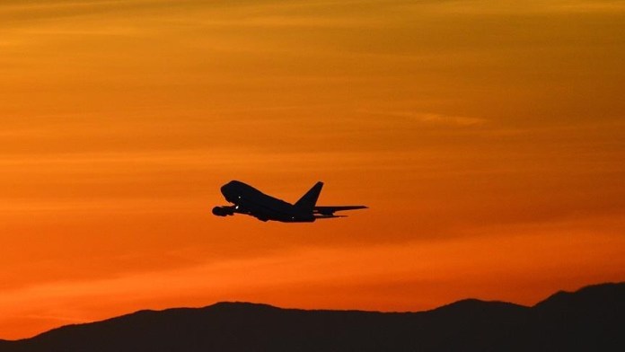 Cezayir hava sahasını Fas’a kapattı