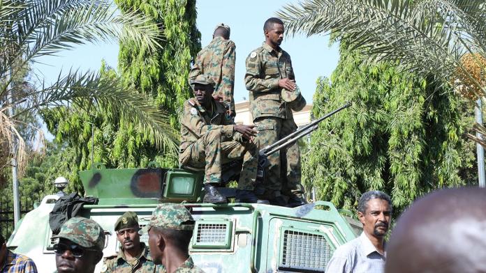 Sudan’da darbe girişimi sonrası halka sokağa inme çağrısı