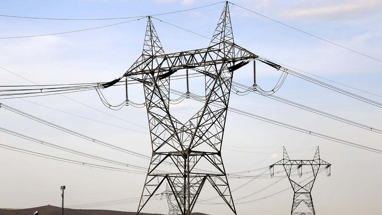 Bakanlıkta enerji dağıtım firmalarıyla toplantı
