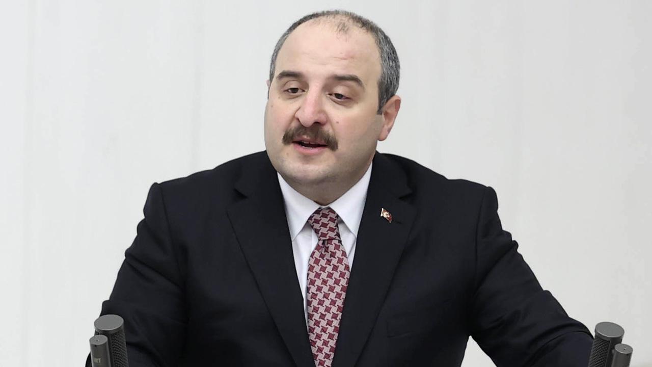 Bakan Varank: Vatandaşlarımızın TL yatırımlara ilgi göstereceğine inanıyoruz