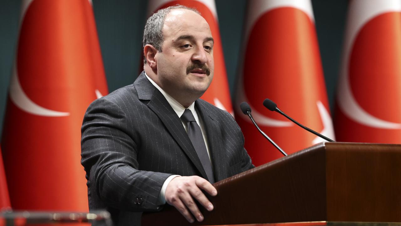 Bakan Varank: Türkiye’yi küresel ekonominin yeni kazananı yapmakta kararlıyız
