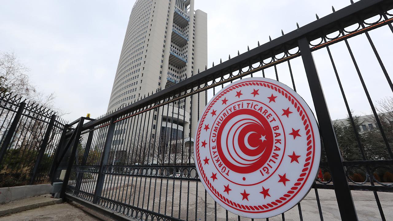 Gümrük ceza ve fazla çalışma ücretleri güncellendi
