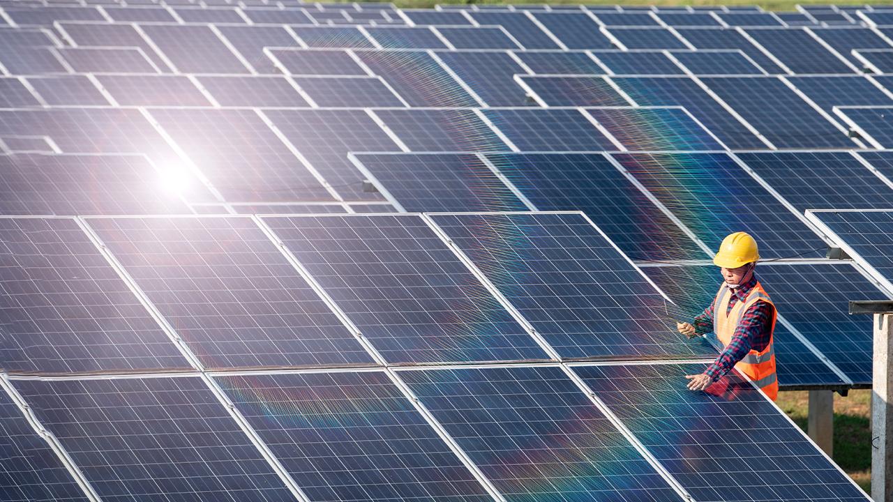 Güneş enerjisi kurulu gücü 8 bin megavata yaklaştı