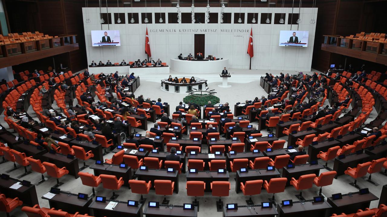 Memur ve emekliye ek zammı da içeren teklif Meclis Genel Kurulunda