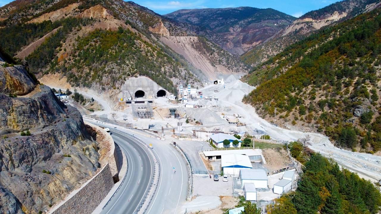 Yeni Zigana Tüneli’ndeki kazı çalışması yarın tamamlanacak