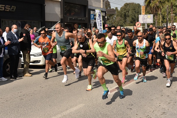 LEFKOŞA’DA “ARES CITY RUN” KOŞUSU DÜZENLENDİ