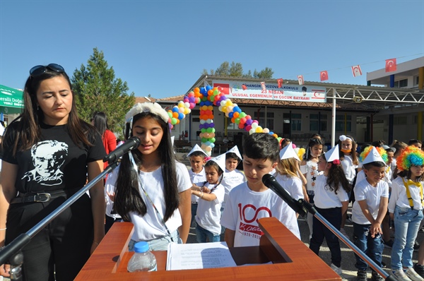 23 Nisan Cihangir-Düzova İlkokulu’nda kutlandı