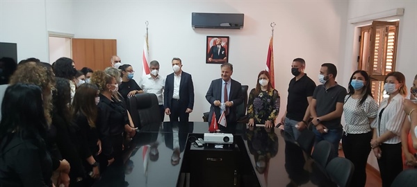 Pilli Bakanlık personelinin bayramını kutladı