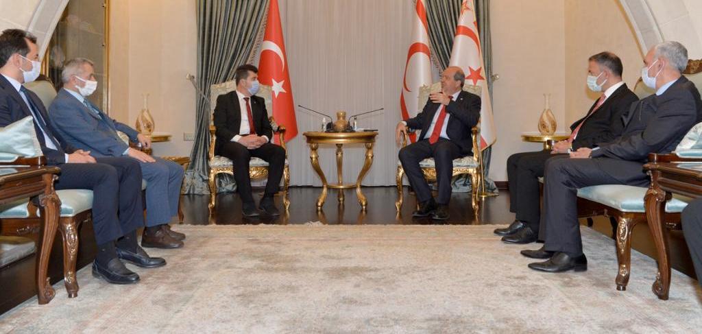Tatar:Kıbrıs’ta egemen eşit iki halk vardır. Egemenlikten asla vazgeçmeyeceğiz