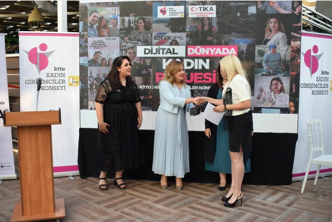 “Dijital Dünyada Kadın Projesi” kapanış lansmanı yapıldı