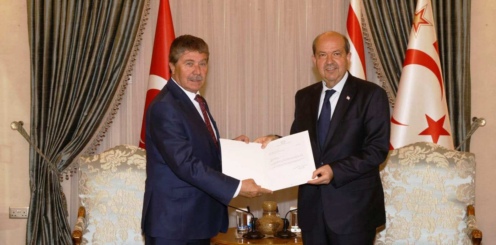 Cumhurbaşkanı Tatar hükümeti kurma görevini Ünal Üstel’e verdi