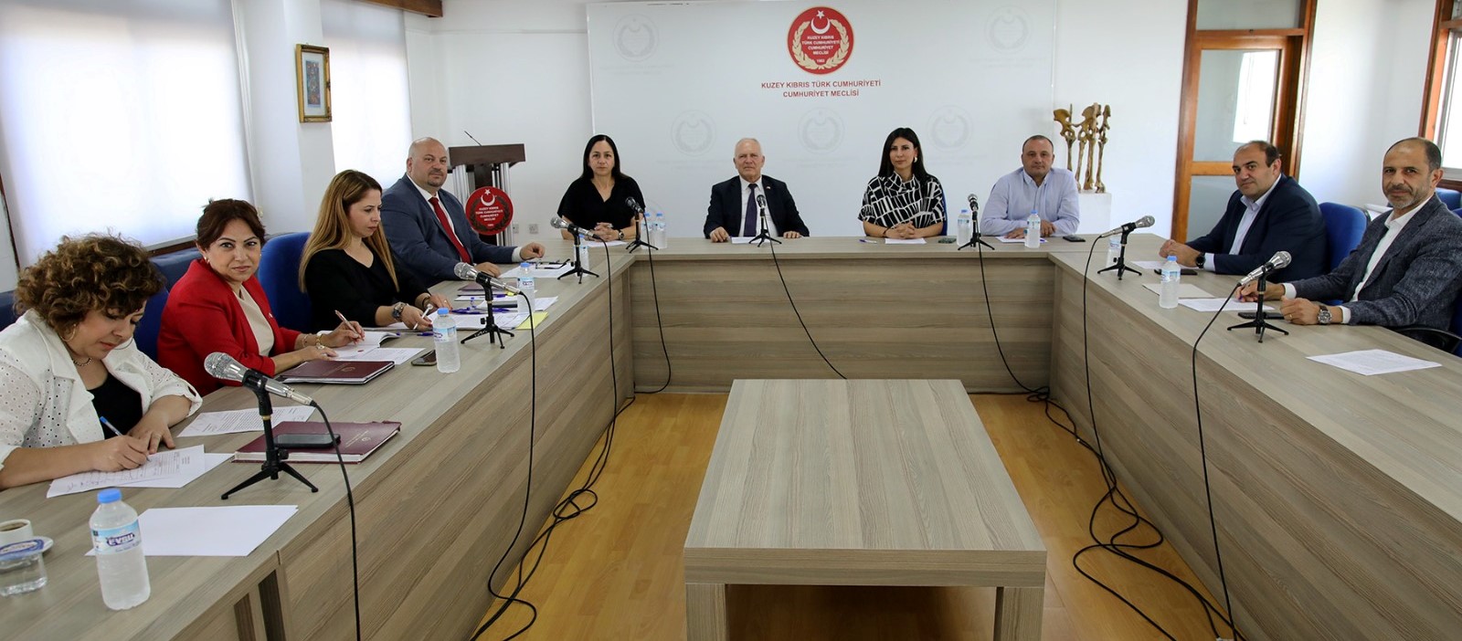 Meclis Başkanlık Divanı Özersay’ın istifasını görüşüyor