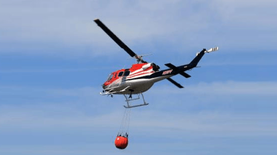 Geçitköy’deki yangına müdahale için Türkiye’den 2, BM Barış Gücü’nden 1 yangın helikopteri geliyor
