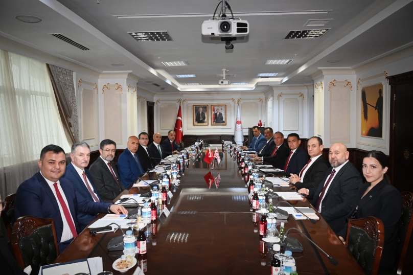 Tarım ve Doğal Kaynaklar Bakanı Oğuz, Türkiye Tarım ve Orman Bakanı Kirişci’yle görüştü