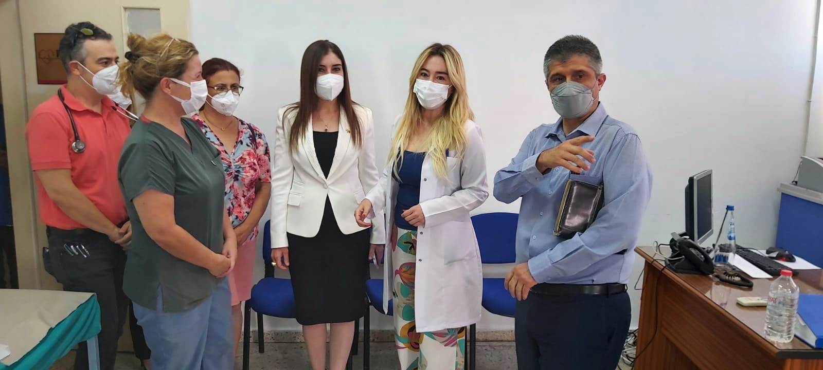 Sağlık Bakanı Altuğra, Kurban Bayramı nedeniyle Girne Dr. Akçiçek Hastanesi’ni ziyaret etti 